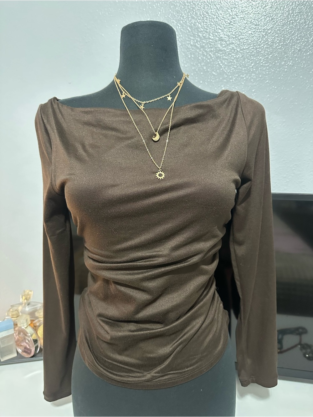 Women's Brown Boatneck Long-Sleeve Ruched Top